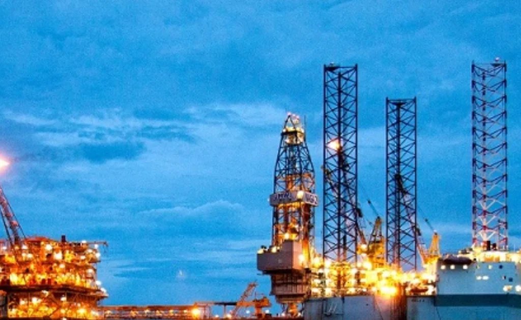 Ilustrasi aktivitas kilang migas offshore (esdm.go.id)