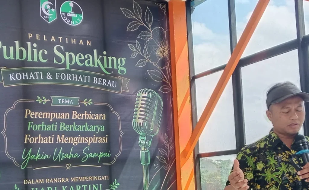 Kohati Berau dan Forhati Berau sat menggelar wlatihan public speaking pada Sabtu (25/4/2026) di Jalan Raja Alam, Kecamatan Tanjung Redeb (Ist)