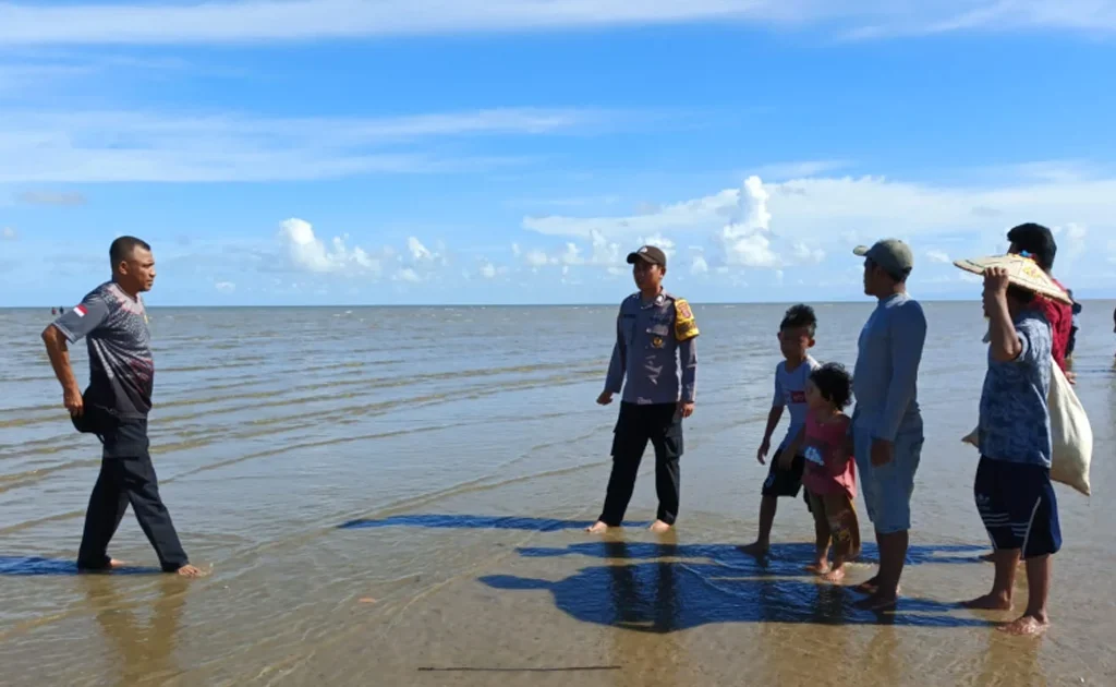 Pantai Ulingan, Kecamatan Pulau Derawan, Berau lokasi tempat Rahmat, bocah asal Bulungan hilang diduga tenggelam. (Ist)