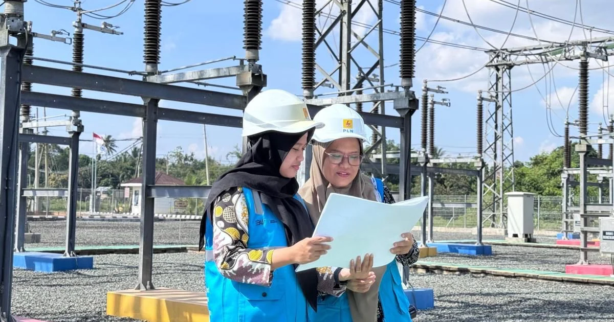 Maknai Hari Kartini, Srikandi PLN UIP KLT Hadirkan Cahaya Hingga Ujung Kalimantan