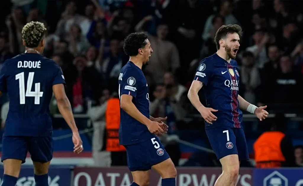 Laga PSG vs Bayern Munich (psg.fr)