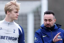 Prediksi Line Up Liga Inggris Sunderland vs Tottenham: Ujian Perdana Roberto de Zerbi Tangani Spurs