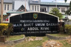 Bantah Isu Gaji Nakes Tak Dibayar, Direktur RSUD dr Abdul Rivai: Itu Tidak Benar dan Menyesatkan