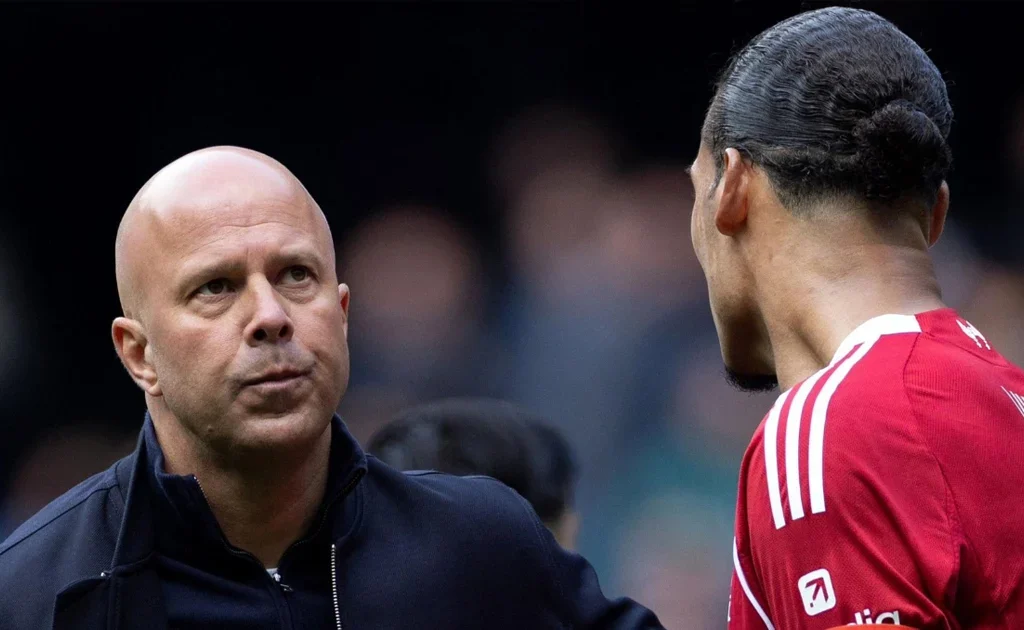 Pelatih Liverpool Arne Slot dan kapten Virgil van Dijk (X/@LFCPhoto)