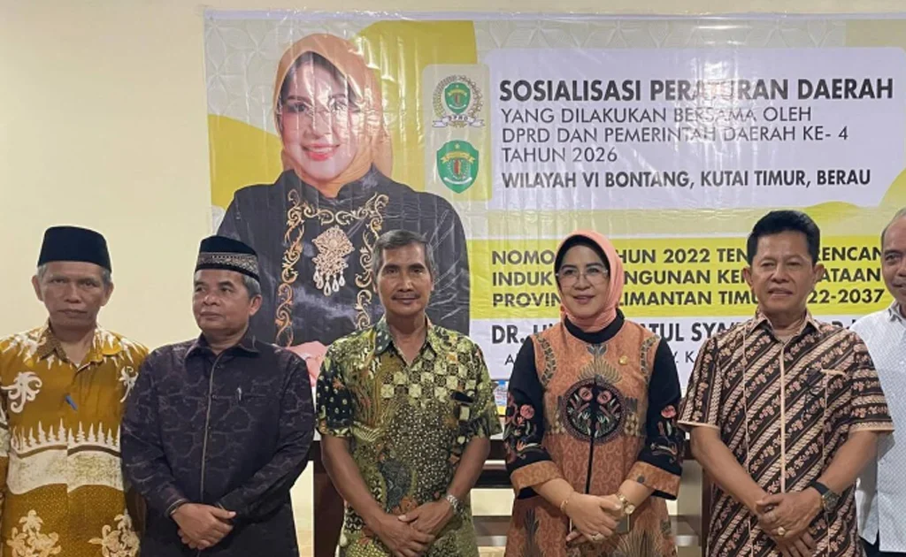 Anggota DRPD Kaltim, Sarifatul Syadiah saat menggelar Sosper di Kecamatan Tanjung Redeb, Berau. (Ist)