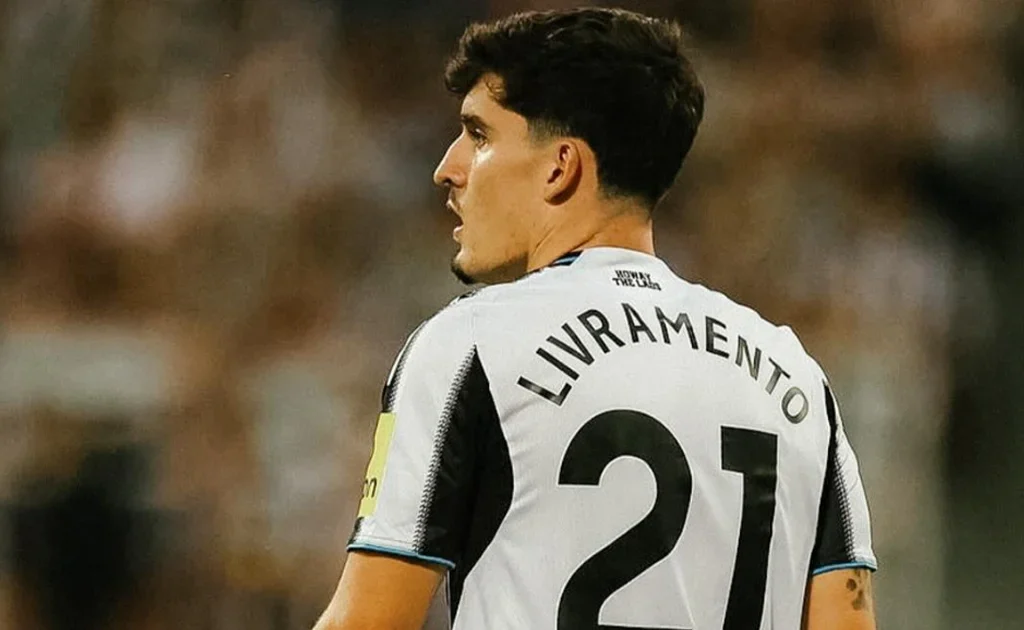 Pemain Newcastle United Tino Livramento (Instagram/@tinolivramento)