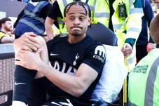 Manchester United Incar Xavi Simons yang Cedera Parah, Ini Alasannya