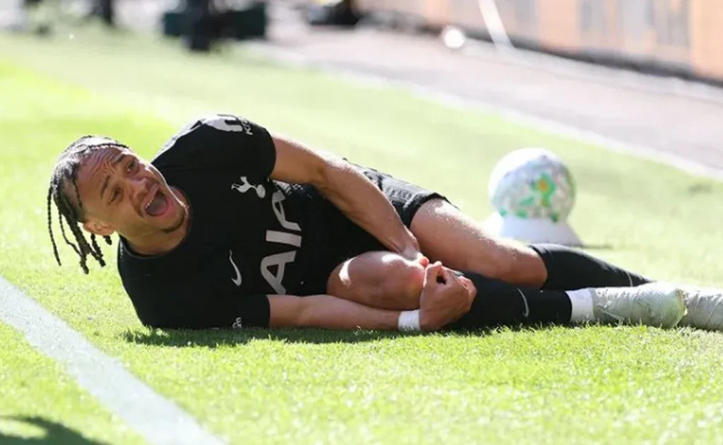 Pemain Tottenham Hotspur Xavi Simons (X/@BenJacobs)