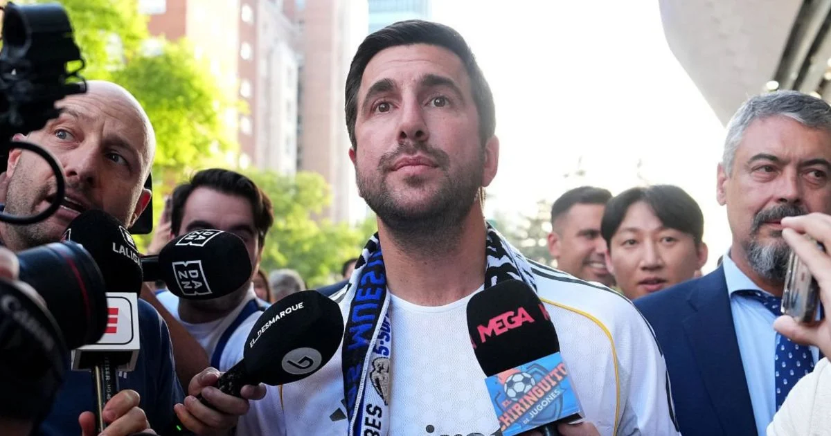 Sengit! Riquelme Gaet Del Bosque Demi Tumbangkan Florentino Perez di Real Madrid
