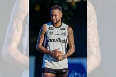 Baru Dipanggil Timnas Brasil ke Piala Dunia 2026, Neymar Malah Cedera Lagi