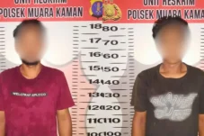 Ban Mobil Pecah, Dua Pria di Kukar Kaltim Ketahuan Maling Pupuk Perusahaan