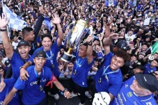 Baru Sabet Gelar Juara, Persib Bandung Dijatuhi Sanksi FIFA Gegara Kasus Daisuke Sato
