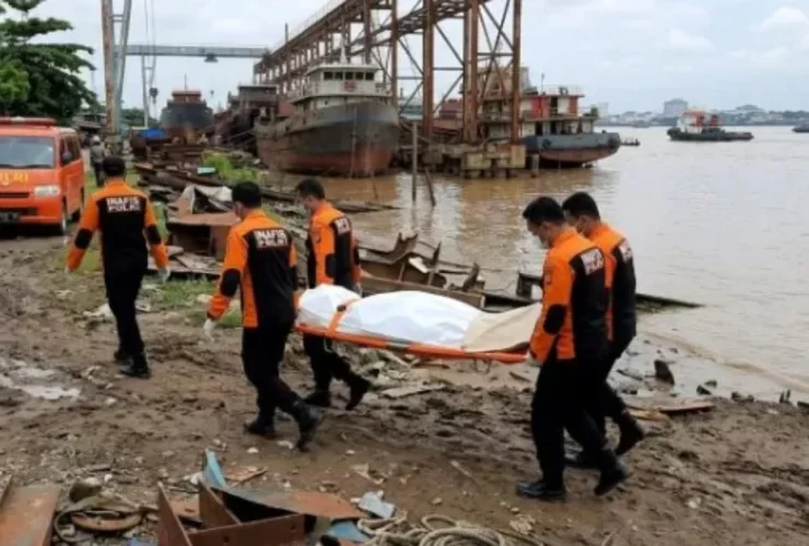 Duel Rayap Besi vs Sekuriti Galangan Kapal di Samarinda Kaltim, Satu Pelaku Tewas di TKP
