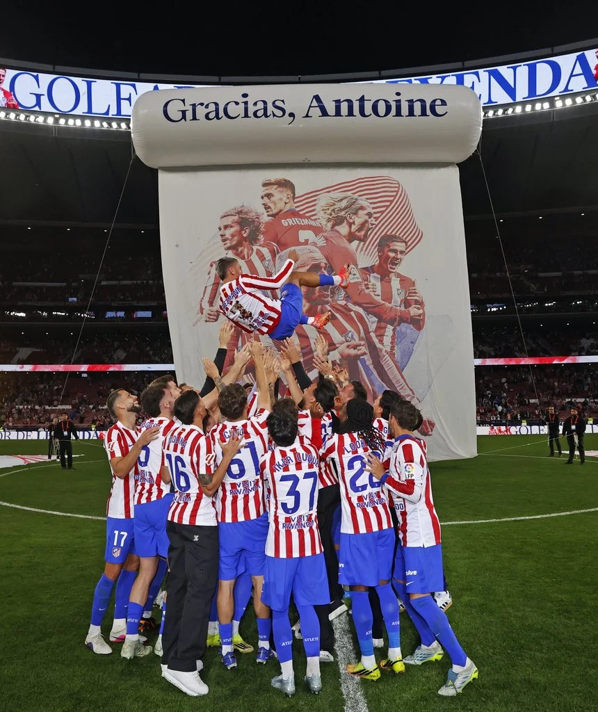 Pemberian ucapan selamat tinggal kepada Antoine Griezmann yang pindah dari Atletico Madrid ke Orlando City. (atelticodemadrid.com)