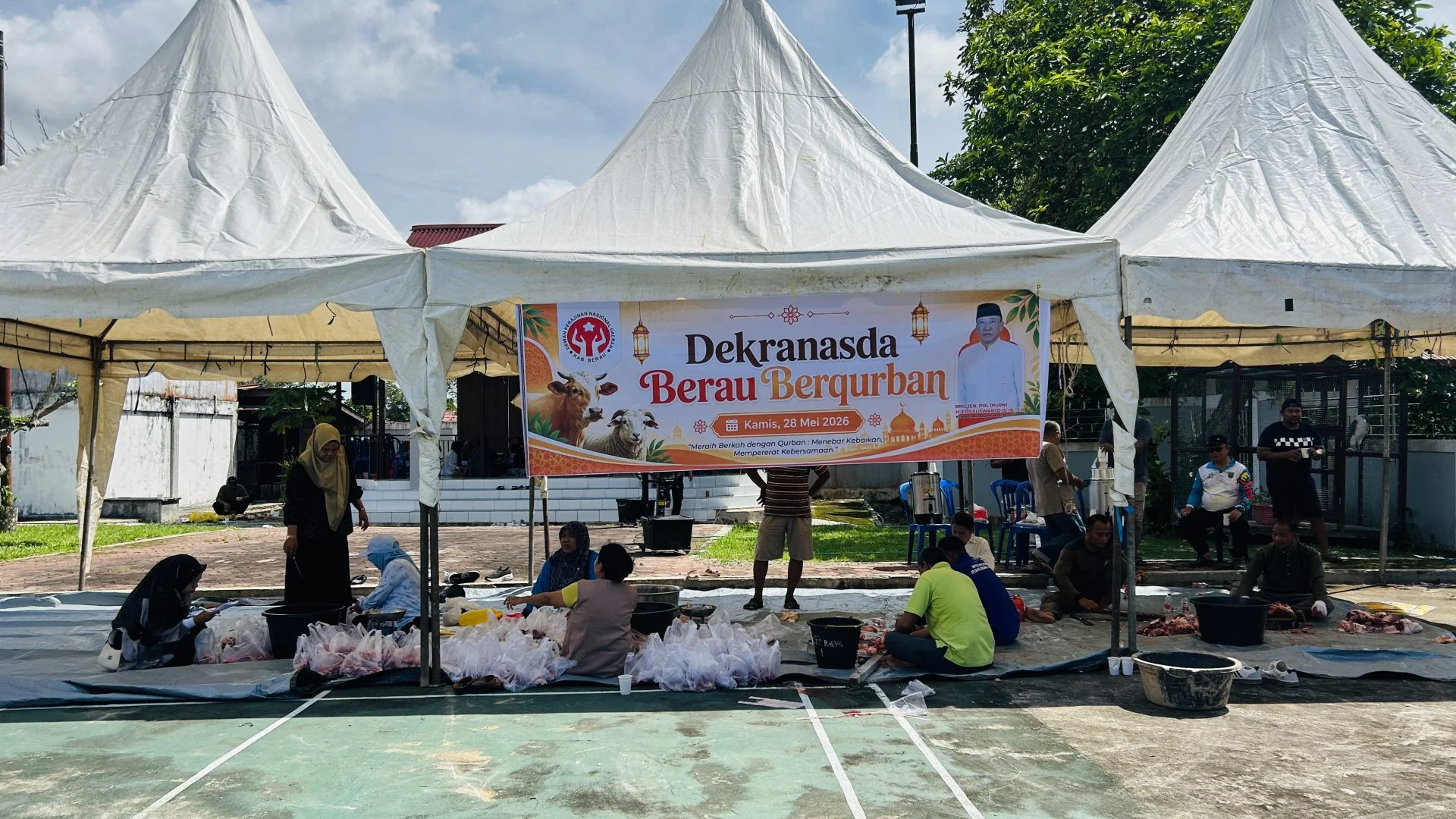 Dekranasda Berau Kurban Seekor Sapi, Bupati Sri Juniarsih Apresiasi Peran Langsung ke Masyarakat