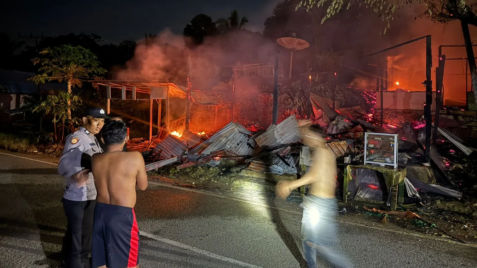 Rumah yang hangus terbakar di Kampung Biatan Bapinang, Kecamatan Biatan, Jumat (1/5/2026) dini hari.