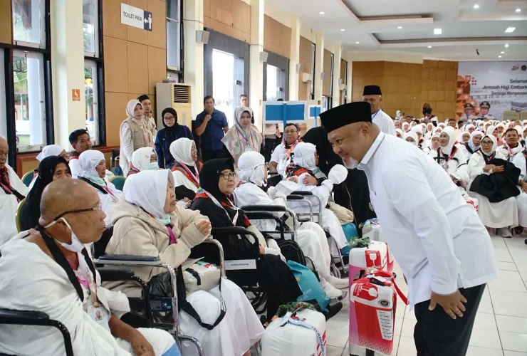 Jemaah Diminta Fokus Ibadah, Gamalis Pastikan Layanan Haji Berau Terus Ditingkatkan
