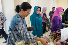Bukan Sekadar Seremonial, Peringatan HKG PKK ke-54 Ikut Kenalkan Produk UMKM