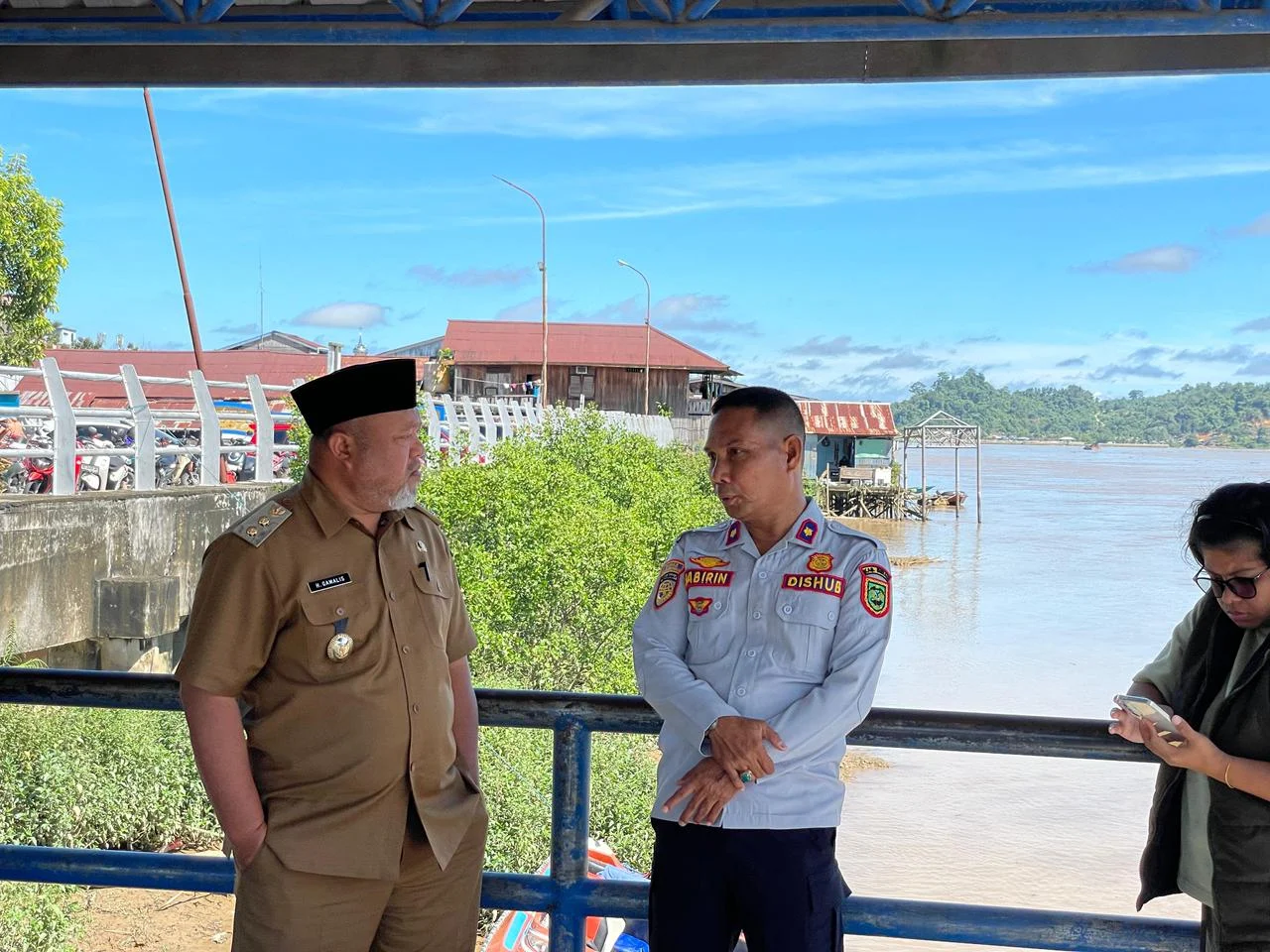 Pantau Dermaga Sanggam, Gamalis Minta Peningkatan Standar Transportasi Laut ke Wilayah Kepulauan