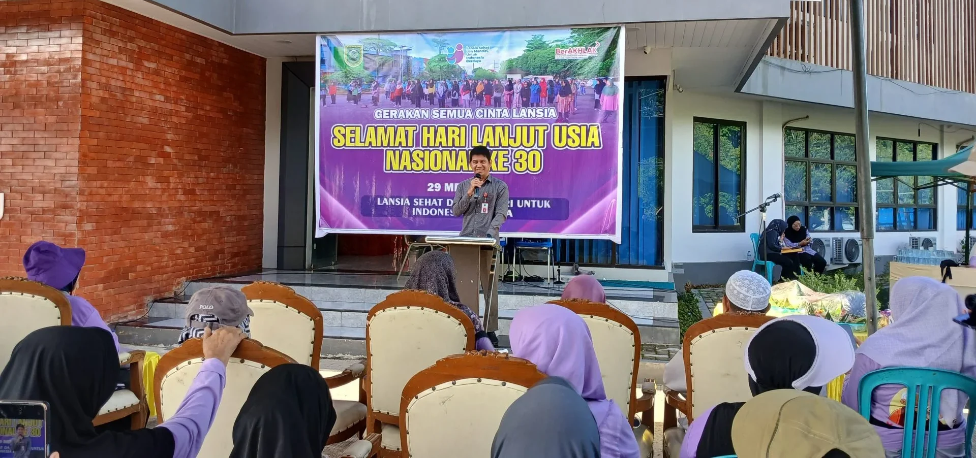 Peringatan Hari Lansia, Pemkab Berau Ajak Pemuda Beri Perlindungan dan Kasih Sayang Kelompok Rentan