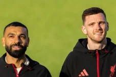 Laga Perpisahan Robertson dan Salah di Liverpool, Anfield Bakal Dihiasi Mozaik Spesial