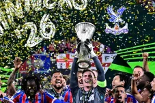 Dua Klub Inggris Bawa Pulang Trofi Eropa, Champions League Jatahnya Arsenal?