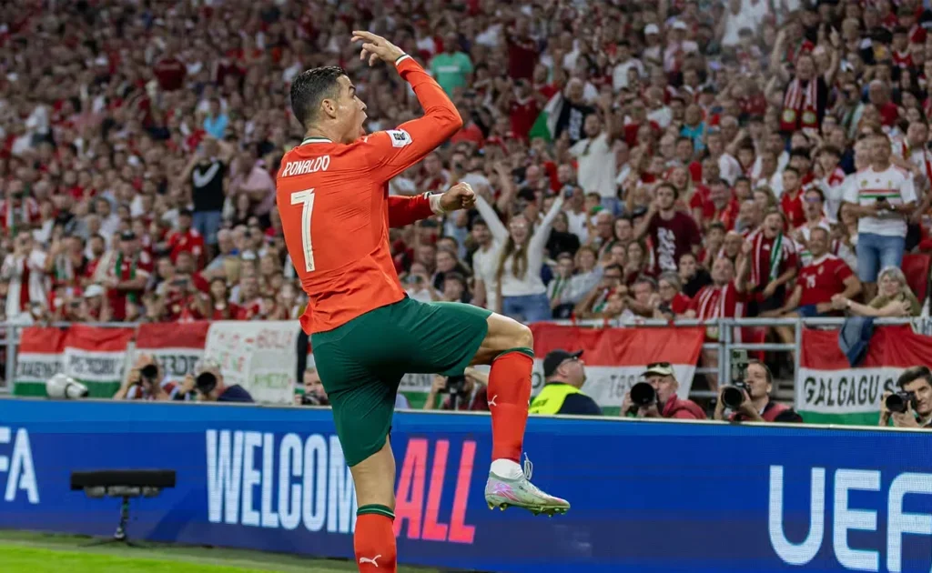 Cristiano Ronaldo saat membela Timnas Portugal (fifa.com)