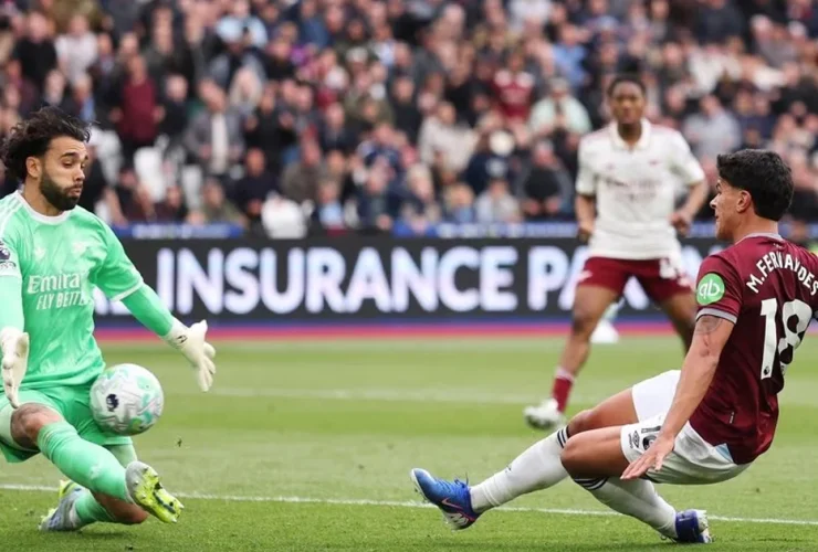 Bikin Arsenal Clean Sheet 18 Kali, David Raya Raih Sarung Tangan Emas