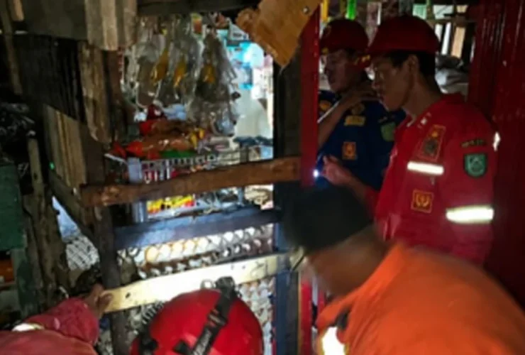 Wanita Nekat Bakar Toko Temannya di Jalan Milono Berau Jadi Tersangka