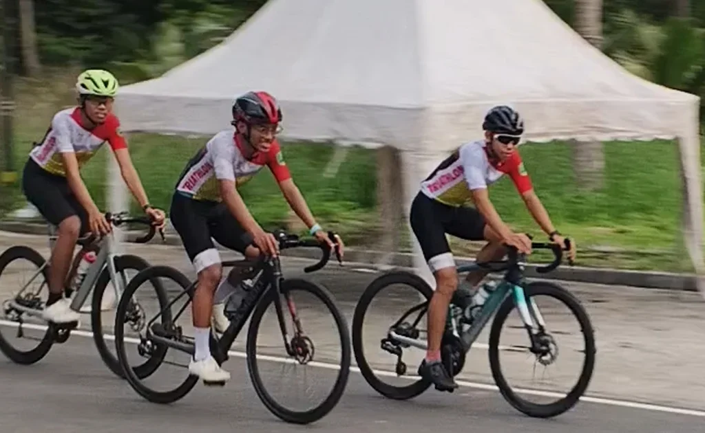Atlet triatlon Berau saat melakukan latihan rutin (Ist)