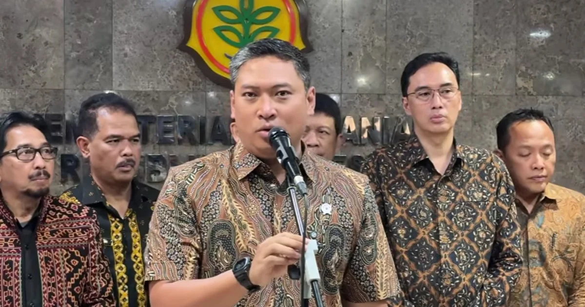 Nanik S Deyang Sebut “Adik Saya” Jadi Pengganti Kepala BGN, Wamentan Sudaryono?
