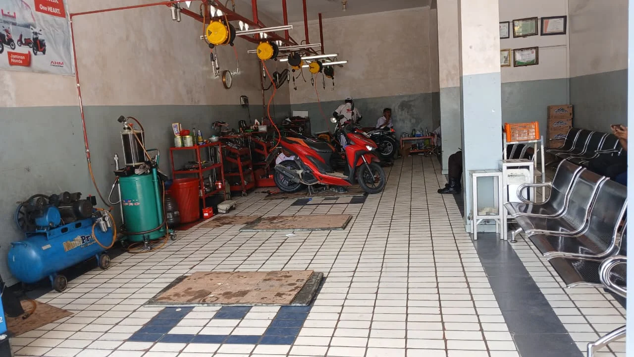 Gara-gara Rupiah Kian Anjlok, Harga Oli dan Ban Motor di Berau Ikut Meroket