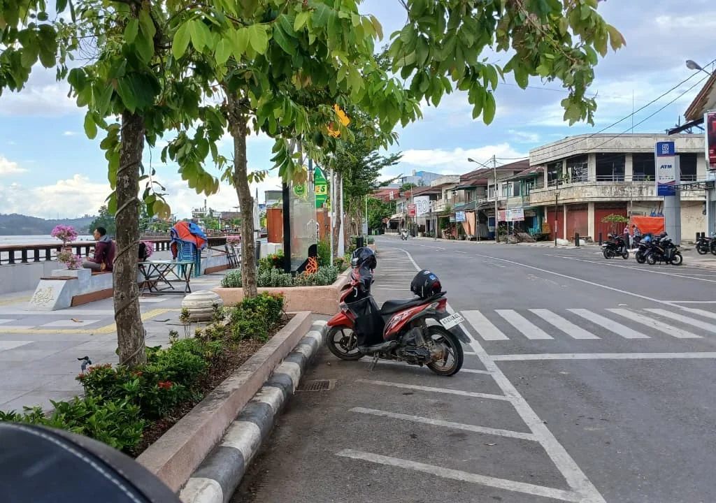 Lokasi parkir di Tepian Jalan Ahmad Yani, Tanjung Redeb. (Adrikni/BT)