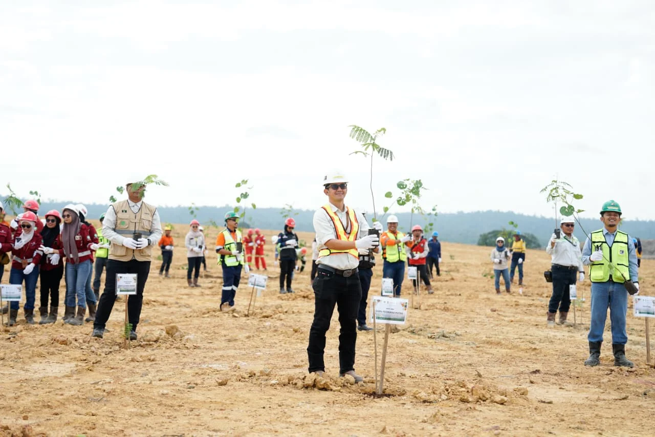 Wujud Nyata Aksi Iklim Berkelanjutan, Berau Coal Tanam 3.403 Pohon di Lahan Reklamasi