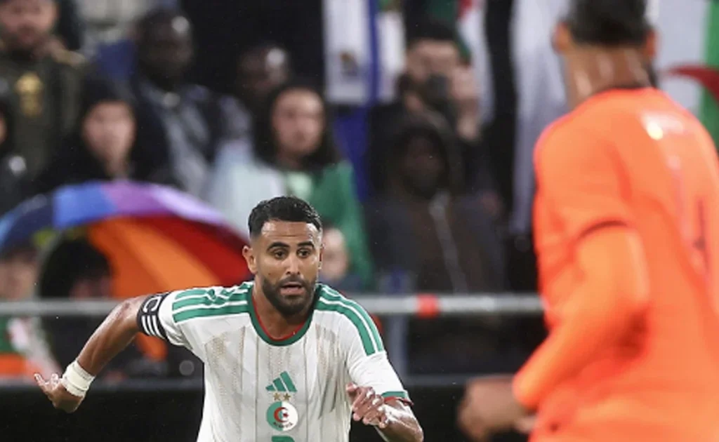 Laga FIFA Matchday Belanda vs Aljazair (faf.dz)