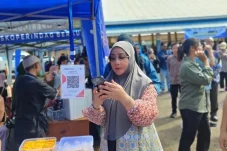 Transaksi Jadi Lebih Praktis, Bupati Berau Ajak Pelaku UMKM Pakai QRIS