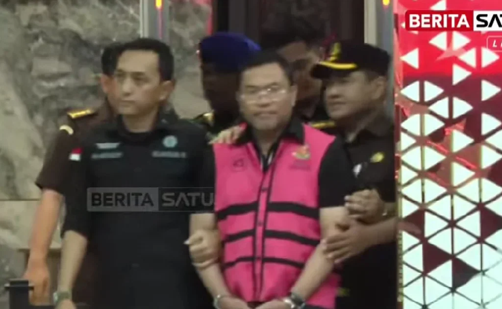 Eks Wakil Kepala BGN Sony Sonjaya ditahana Kejagung (YouTube/BeritaSatu)