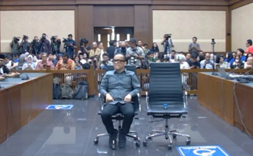 Terdakwa kasus korupsi di Kemnaker eks Wamenaker Noel Ebenezer (YouTube/Pengadilan Negeri Jakarta Pusat)