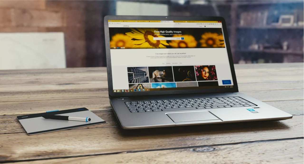 Media Sosial Saja Tidak Cukup, Ini Alasan Bisnis Perlu Website Sendiri