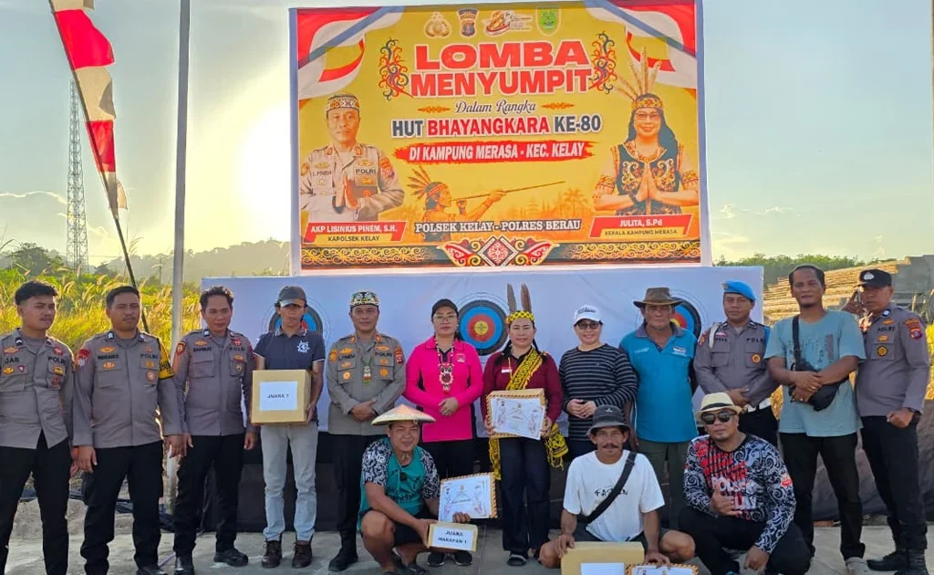 Penyelenggaraan lomba menyumpit yang digelar Polsek Kelay dalam rangka Hari Bhayangkara ke-80, Minggu (21/6/2026).