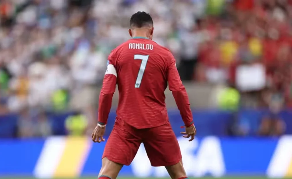 Selebrasi gol Cristiano Ronaldo di laga Portugal vs Uzbekistan (fifa.com)