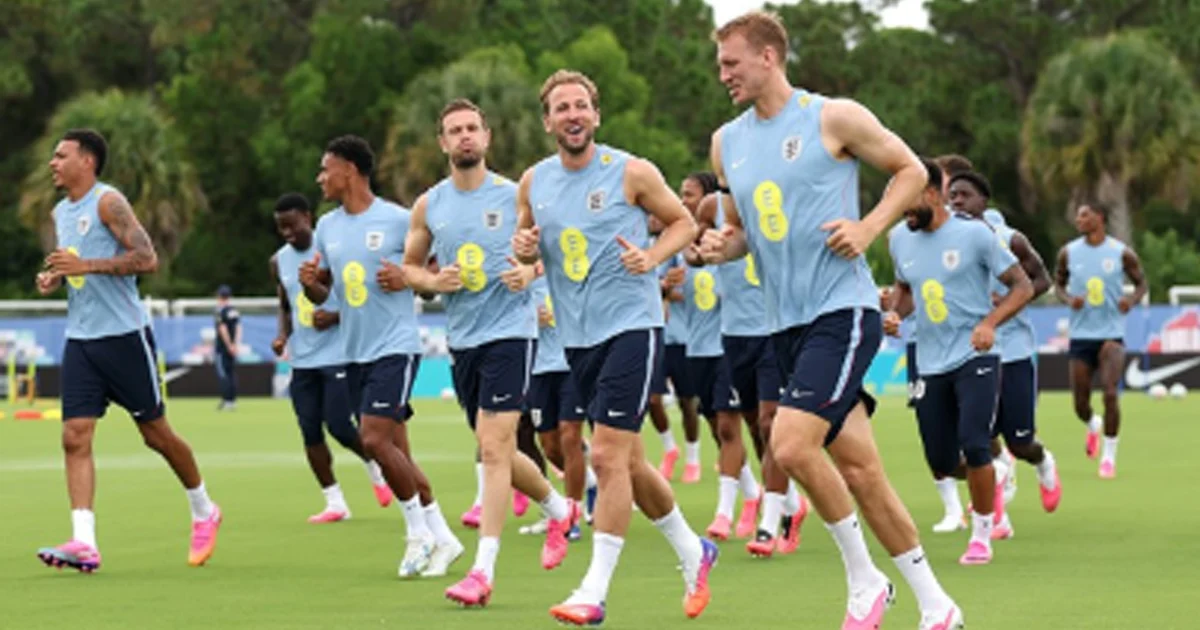 Sialnya Timnas Inggris di Piala Dunia: Jersey Dicuri hingga Base Camp Kena Badai