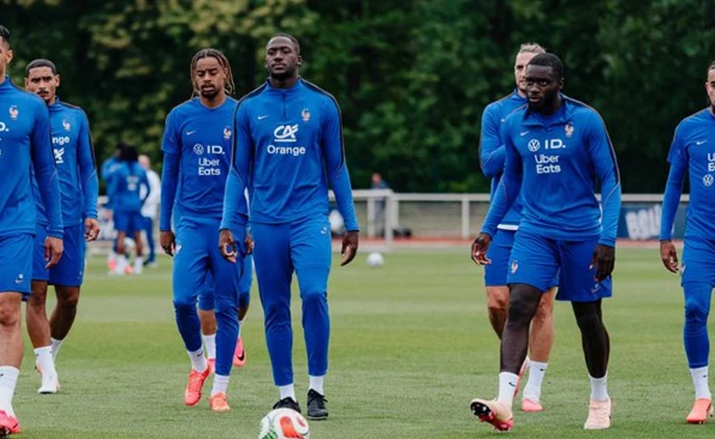 Sesi latihan Timnas Perancis (X/@equipedefrance)