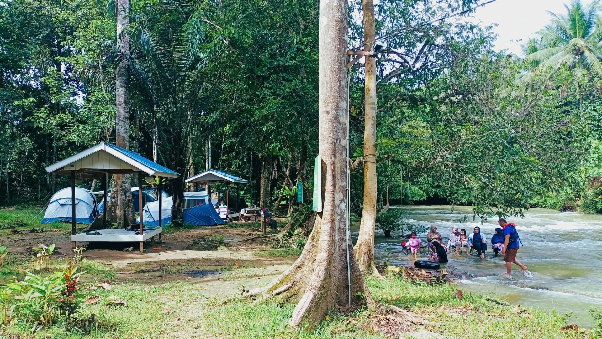 Taman Sungai Dumaring Berau, Pilihan Wisata Pesisir dengan Konsep Alam