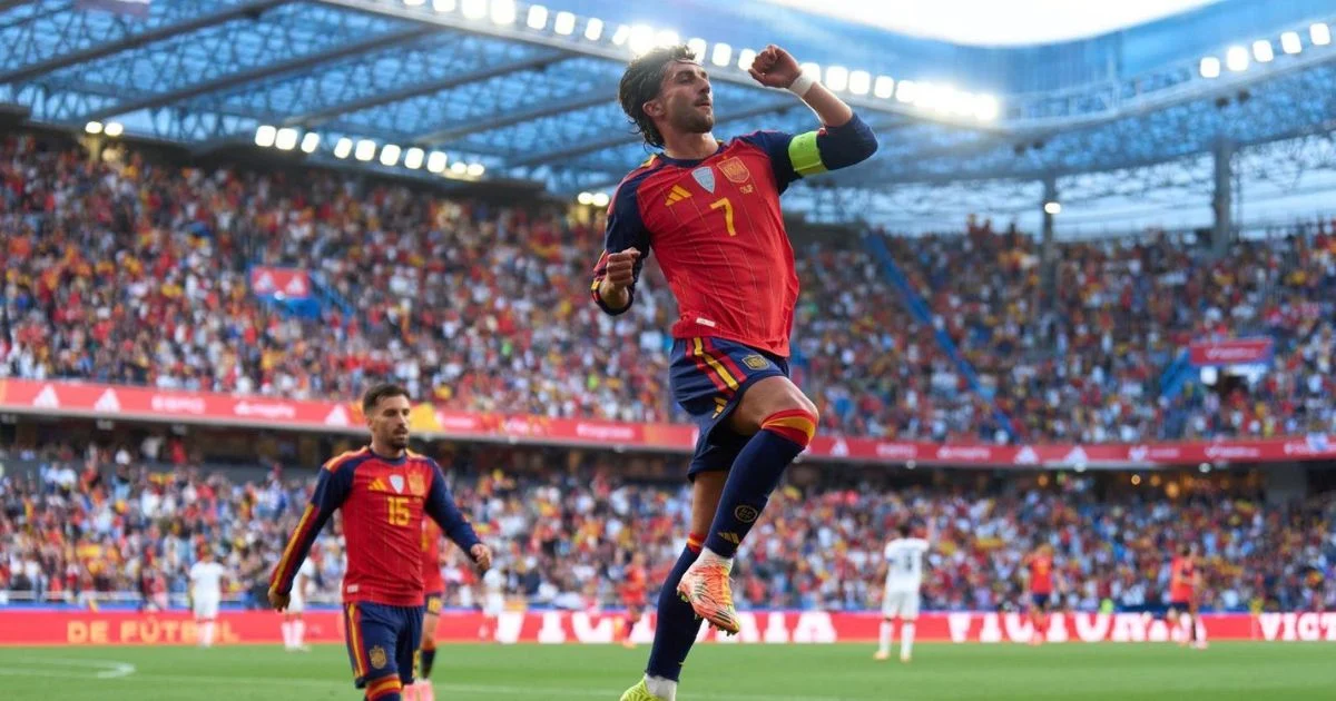 Barcelona Dibuat Pusing Ferran Torres, Nilai Kontrak Naik Tapi Uang Terbatas