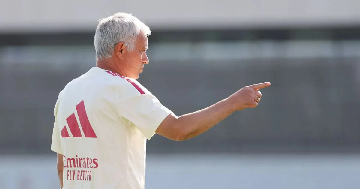 Cara Mourinho Yakinkan Vinicius Junior Bertahan di Real Madrid