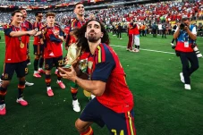 Guncang Tradisi! Potensi Marc Cucurella Cetak Sejarah Unik di Real Madrid