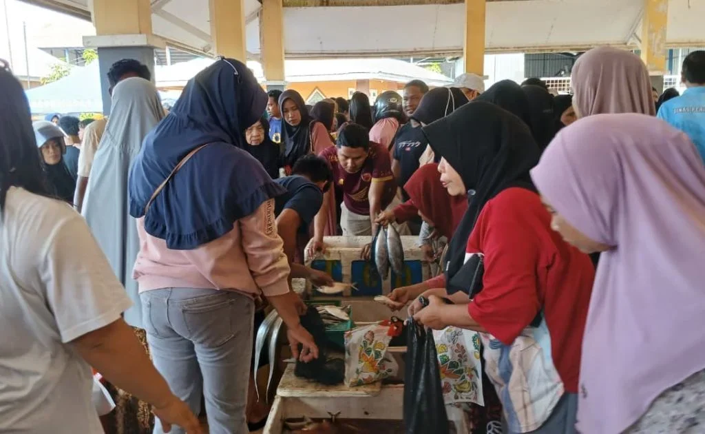 Pasar Ikan TPI Sambaliyng