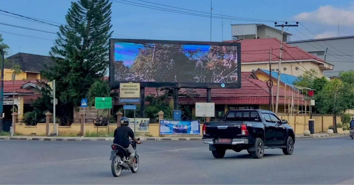 Nonbar Gratis Piala Dunia Portugal vs Spanyol, Pemkab Berau Pakai Videotron Simpang KFC