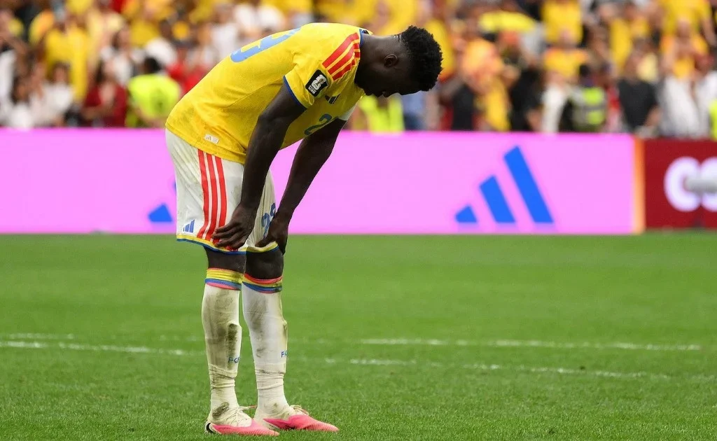 Adu Penalti Swiss vs Kolombia